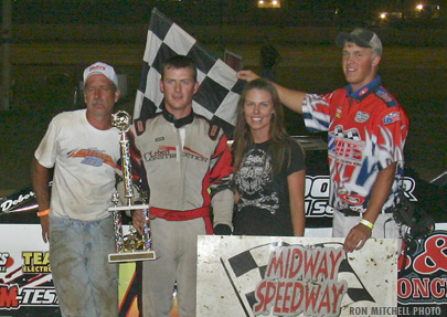 Tesch takes third straight Hunt opener at Midway Speedway 