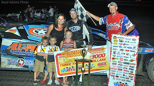 Dycus collects first USMTS victory at Southern Oklahoma Speedway