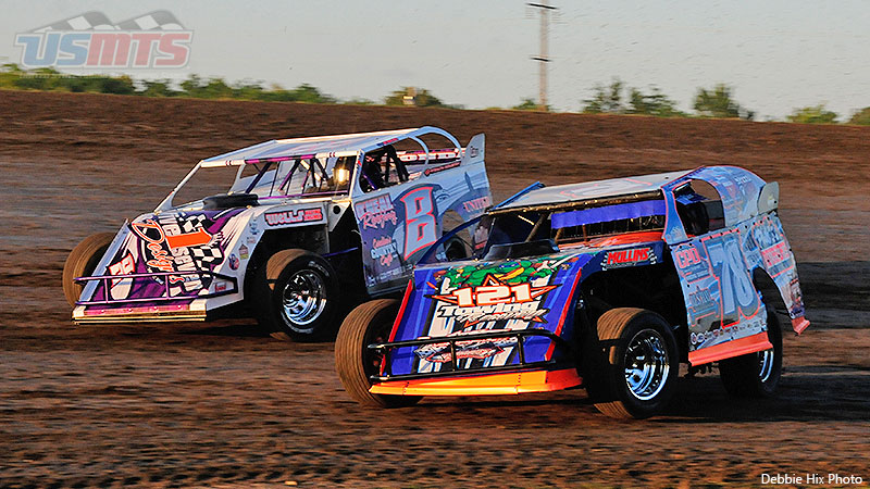 Trevor Egbert (78) and Skip O'Neal (8) during the USMTS Casey’s Cup powered by S&S Fishing & Rental / Summit Racing Equipment Southern Region presented by Production Jars event at the Southern Oklahoma Speedway in Ardmore, Okla., on Thursday, May 4, 2017.