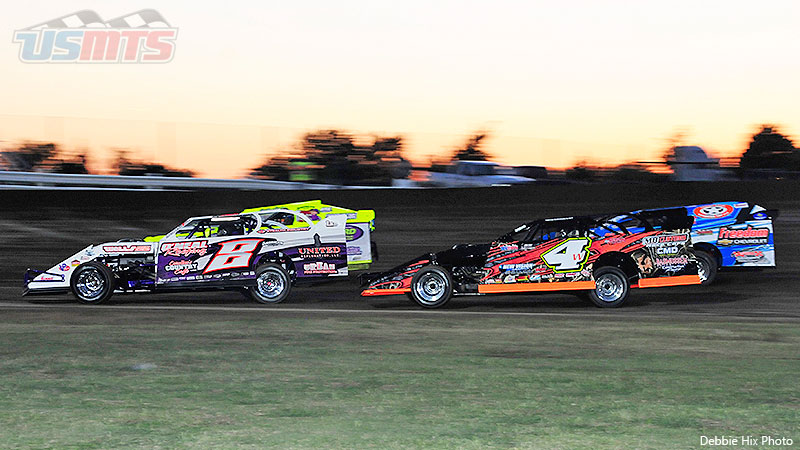 Skip O'Neal (8), Austin Huxley (yellow car), Tyler Wolff (4w) and Triston Dycus (blue car) during the USMTS Casey’s Cup powered by S&S Fishing & Rental / Summit Racing Equipment Southern Region presented by Production Jars event at the Southern Oklahoma Speedway in Ardmore, Okla., on Thursday, May 4, 2017.