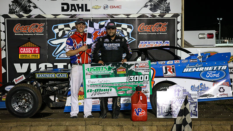 Ryan Gustin won the USMTS main event at the 10th Annual “Taste the Feeling” Classic presented by Coca-Cola Bottling Company of Winona at the Mississippi Thunder Speedway in Fountain City, Wis., on Friday, May 26, 2017.