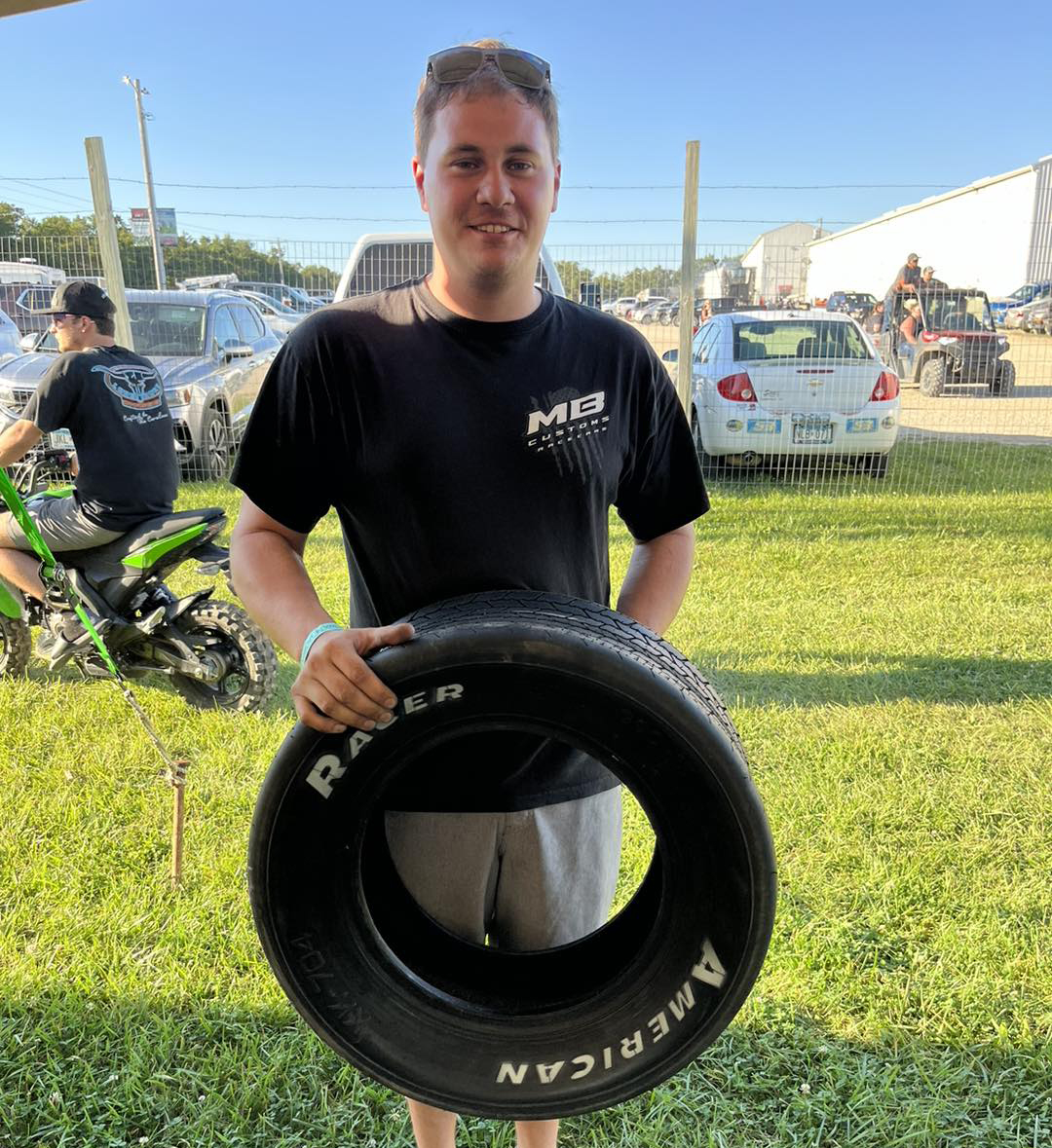 American Racer Tires (Free Tire) - Lucas Schott.
