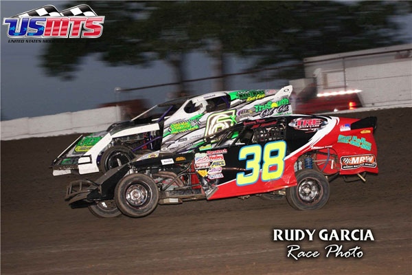 Jeremy Ross of Locust Grove, Okla. (38), and Kyle Pleasant of Robeline, La. (6x).