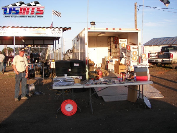 With a huge field of cars in the pits, Brant Chenoweth of MRW Racing Wheels left the track with a much lighter trailer than what he arrived with. (USMTS Photo)