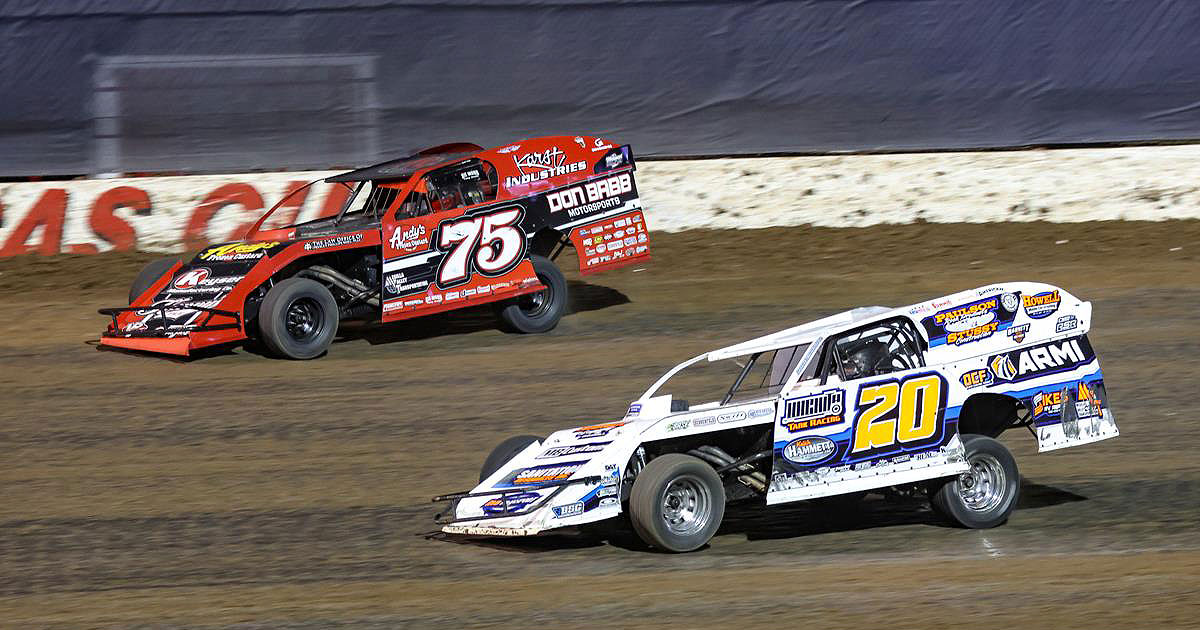 King of America XV kicks off Lucas Oil Speedway season